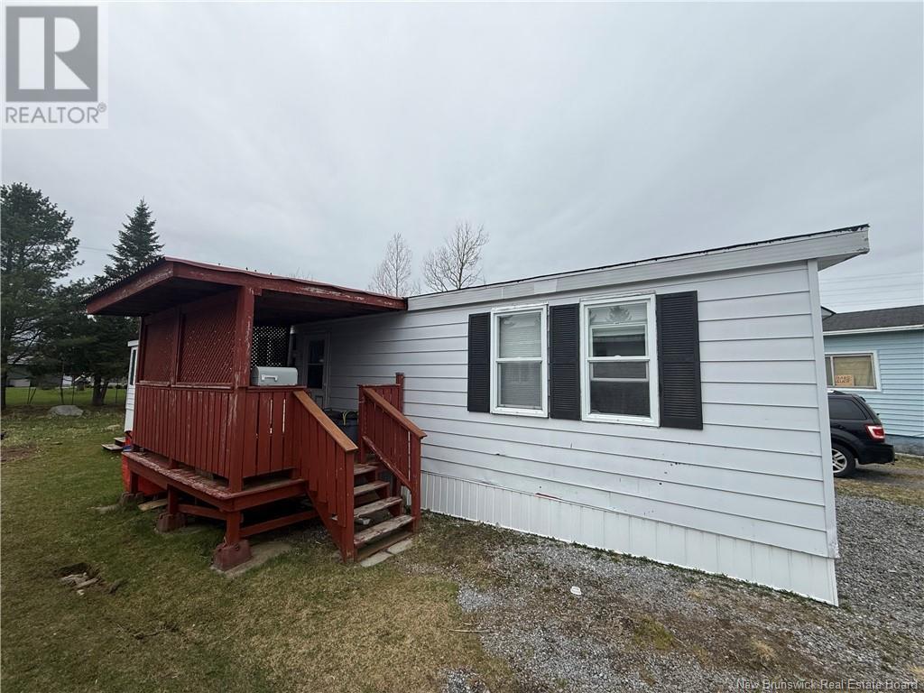 42 Violet Street, Saint John, New Brunswick  E2M 5M4 - Photo 2 - NB117652