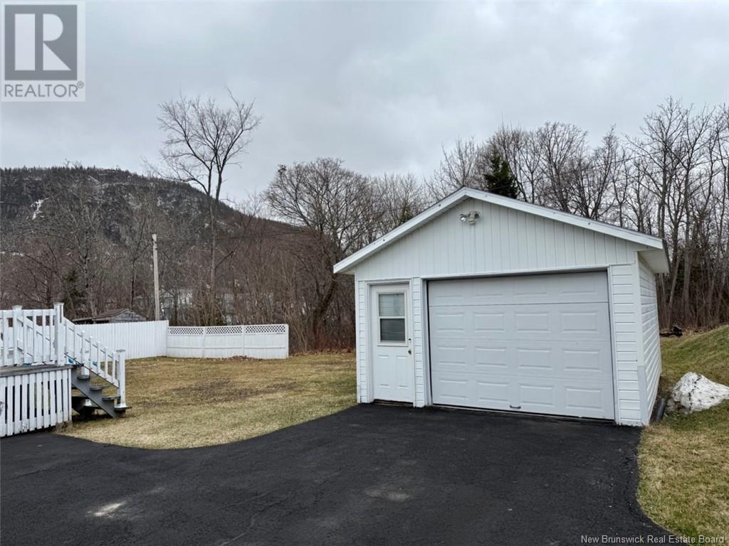59 George Street, Campbellton, New Brunswick  E3N 3A4 - Photo 13 - NB117699