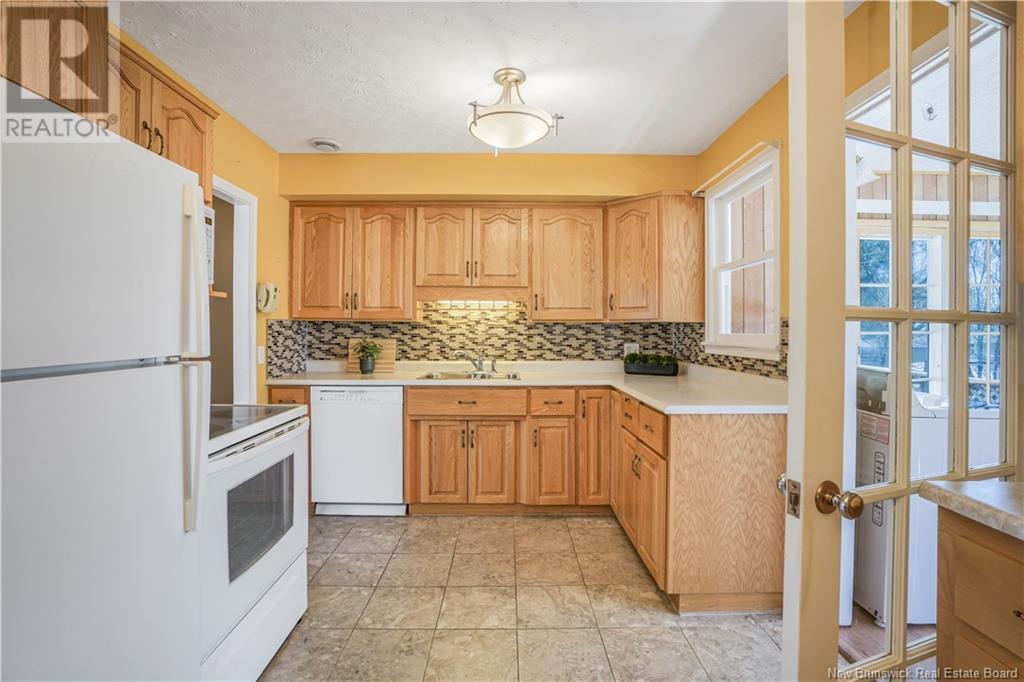 106 Teak Drive, Fredericton, New Brunswick  E3A 2J1 - Photo 12 - NB117577