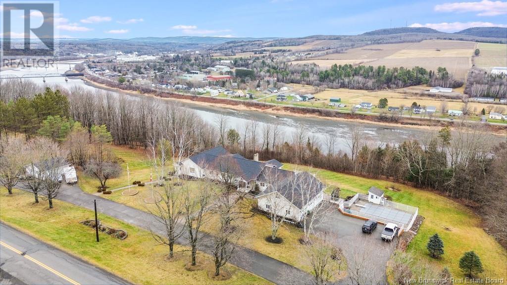 353 Riverview Drive, Florenceville-Bristol, New Brunswick  E7L 3N1 - Photo 4 - NB117644
