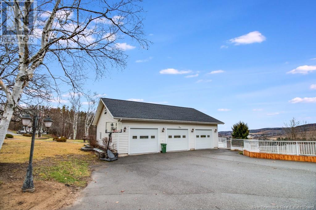 353 Riverview Drive, Florenceville-Bristol, New Brunswick  E7L 3N1 - Photo 7 - NB117644