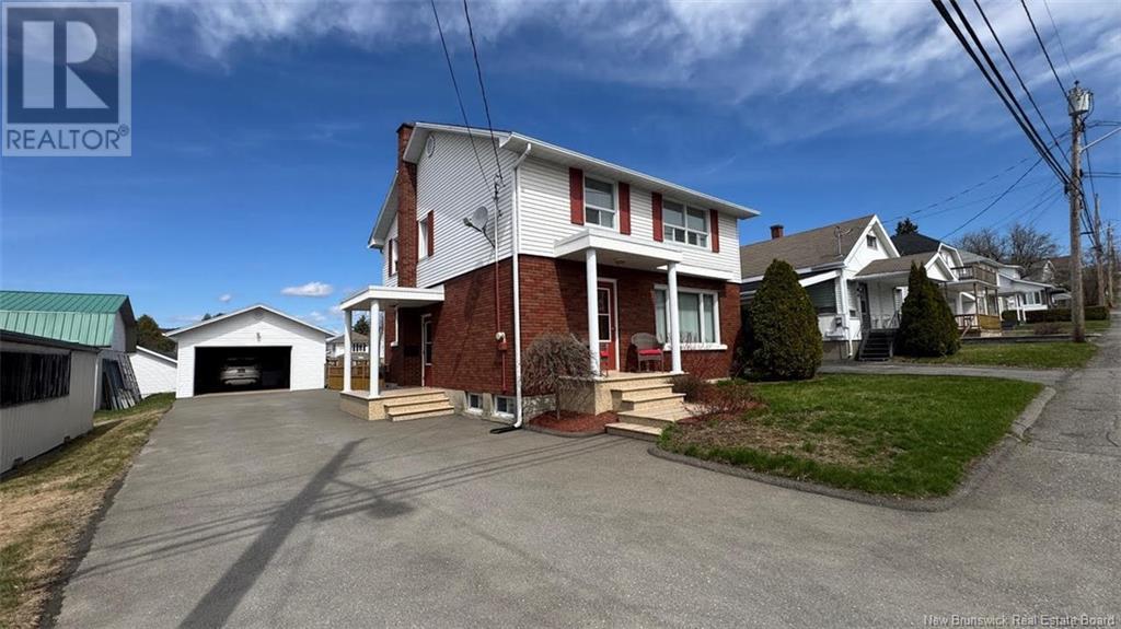 62 Pouvoir Street, Edmundston, New Brunswick  E3V 2X8 - Photo 2 - NB117745