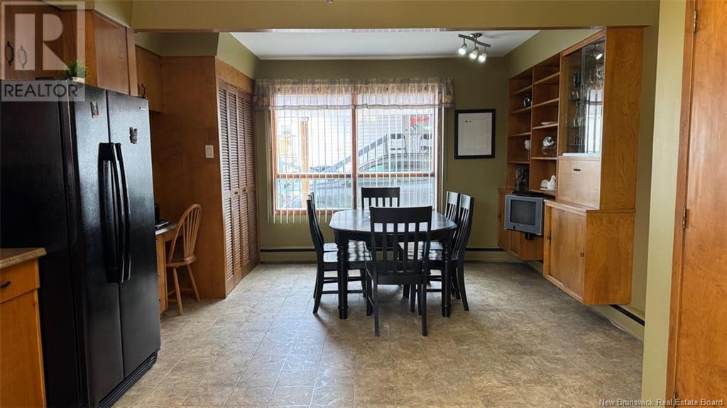 62 Pouvoir Street, Edmundston, New Brunswick  E3V 2X8 - Photo 3 - NB117745