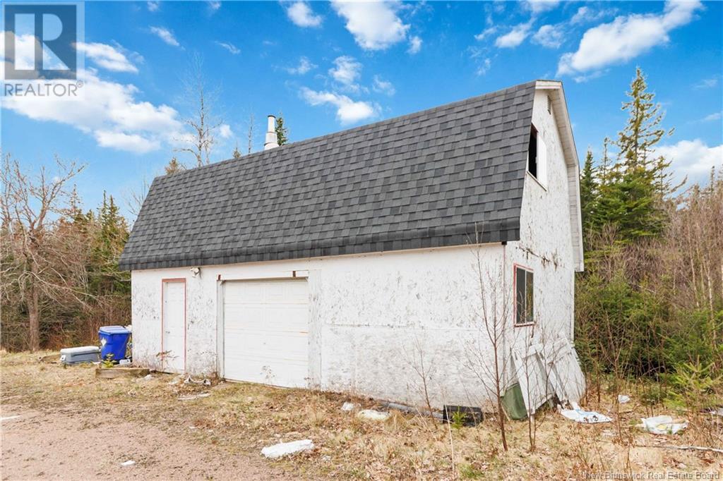 300 Fairfield Road, Sackville, New Brunswick  E4L 2Y2 - Photo 32 - NB117211