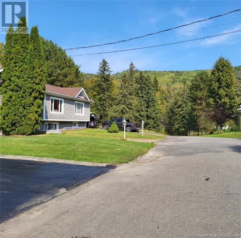 35 Des Draveurs Avenue, Saint-Jacques, New Brunswick  E7B 1J4 - Photo 3 - NB117748