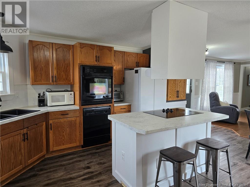 192 Francois, Petit-Rocher, New Brunswick  E8J 1W7 - Photo 11 - NB117724