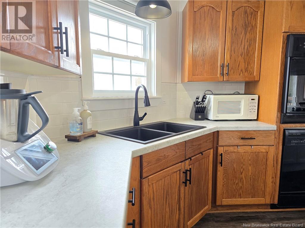 192 Francois, Petit-Rocher, New Brunswick  E8J 1W7 - Photo 12 - NB117724