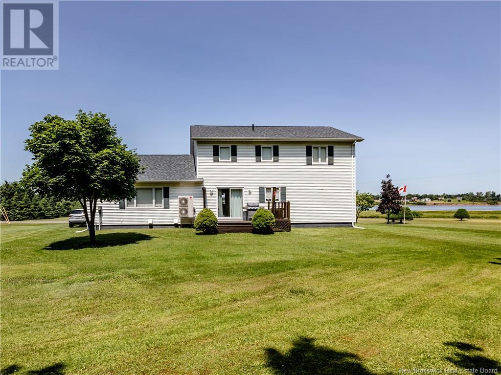 36 Acadie, Bouctouche, New Brunswick  E4S 2T2 - Photo 11 - NB117750