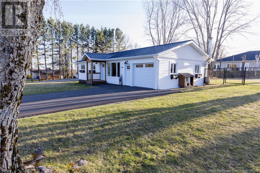 16 1st Avenue, Saint-André, New Brunswick  E3Y 3N2 - Photo 2 - NB117627