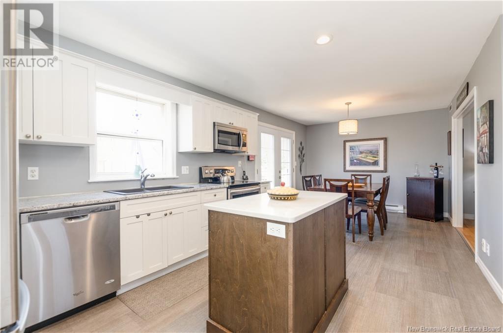 721 Pinewood Road, Riverview, New Brunswick  E1B 4V7 - Photo 11 - NB117255