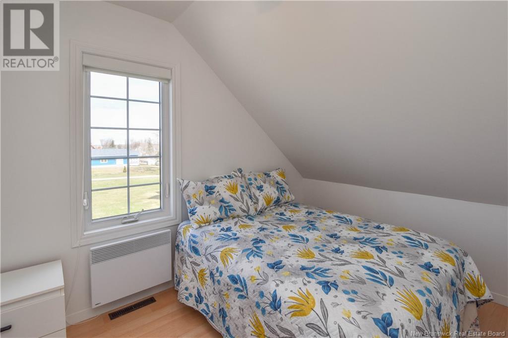 336 Saint-Pierre E. Boulevard, Caraquet, New Brunswick  E1W 1B4 - Photo 33 - NB117790