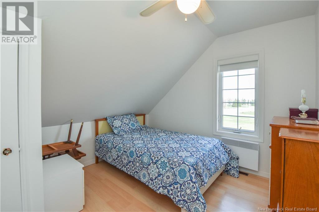 336 Saint-Pierre E. Boulevard, Caraquet, New Brunswick  E1W 1B4 - Photo 37 - NB117790