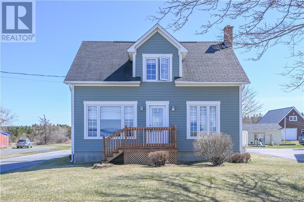 336 Saint-Pierre E. Boulevard, Caraquet, New Brunswick  E1W 1B4 - Photo 4 - NB117790
