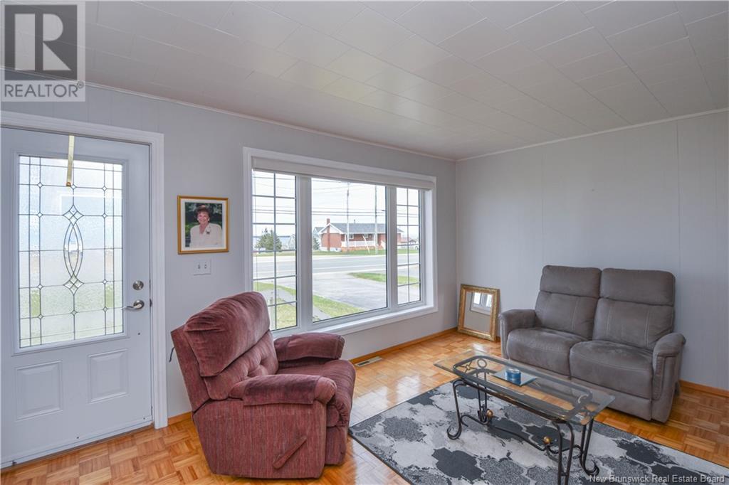 336 Saint-Pierre E. Boulevard, Caraquet, New Brunswick  E1W 1B4 - Photo 42 - NB117790