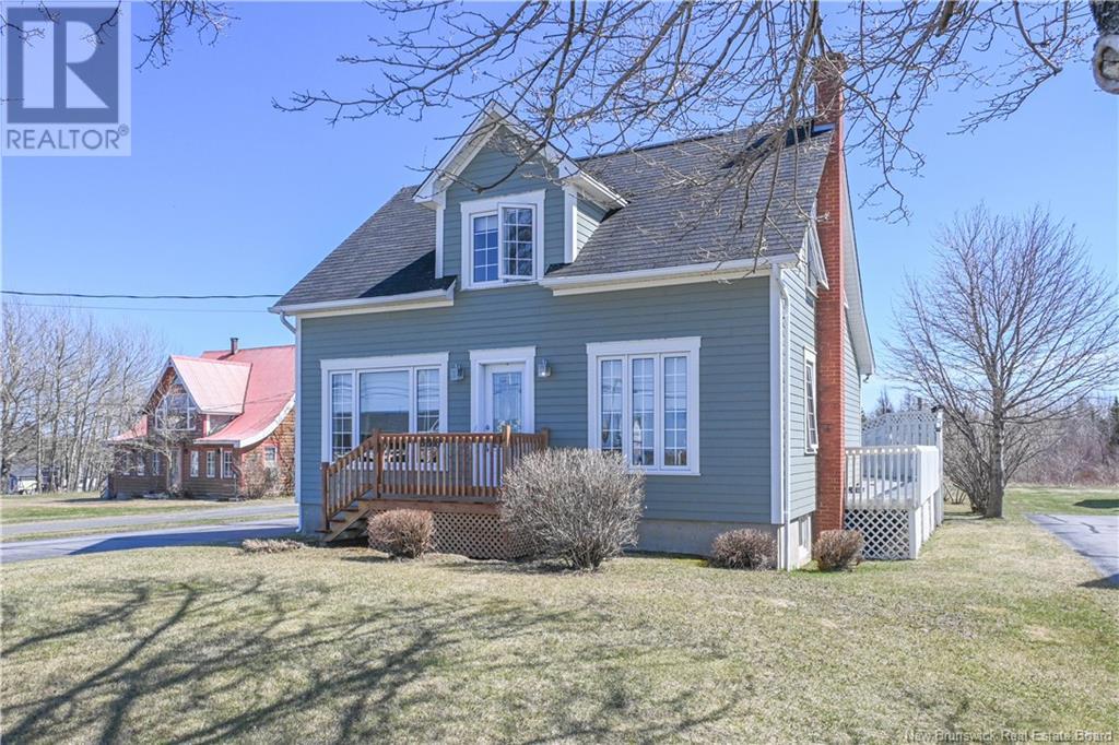 336 Saint-Pierre E. Boulevard, Caraquet, New Brunswick  E1W 1B4 - Photo 5 - NB117790