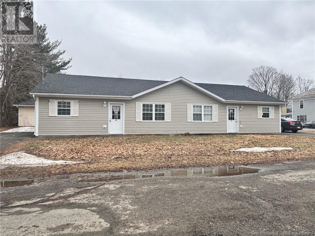 104 Water  South Street, Woodstock, New Brunswick  E7M 1B7 - Photo 2 - NB117812