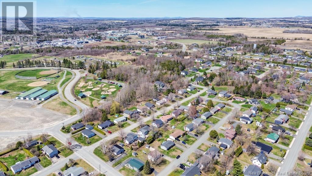 147 Elizabeth Street, Woodstock, New Brunswick  E7M 1P9 - Photo 29 - NB117827