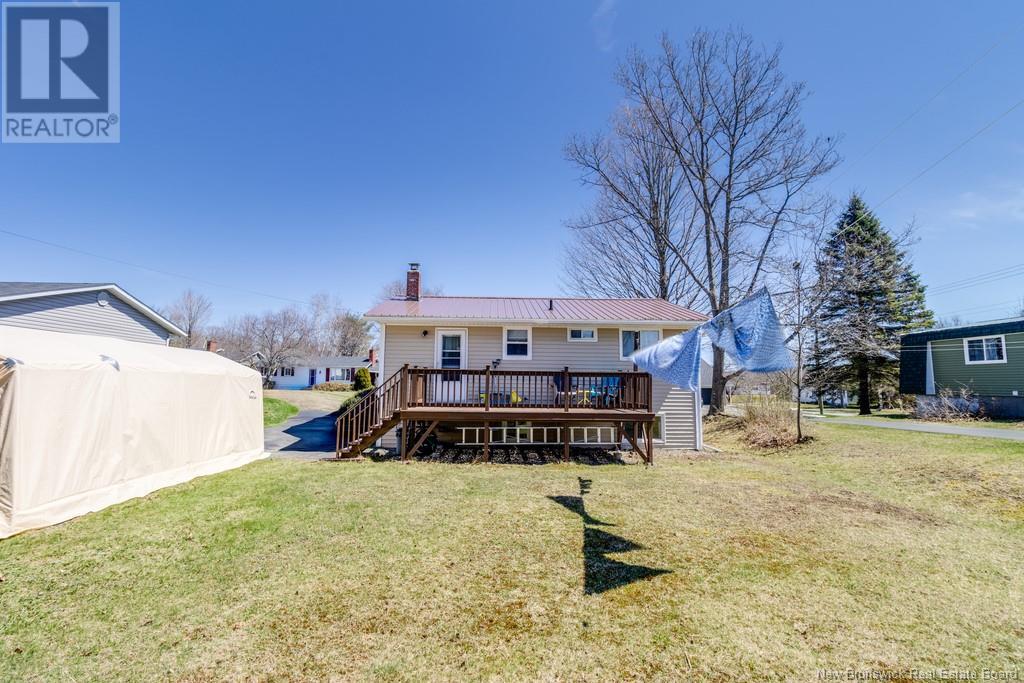 147 Elizabeth Street, Woodstock, New Brunswick  E7M 1P9 - Photo 39 - NB117827