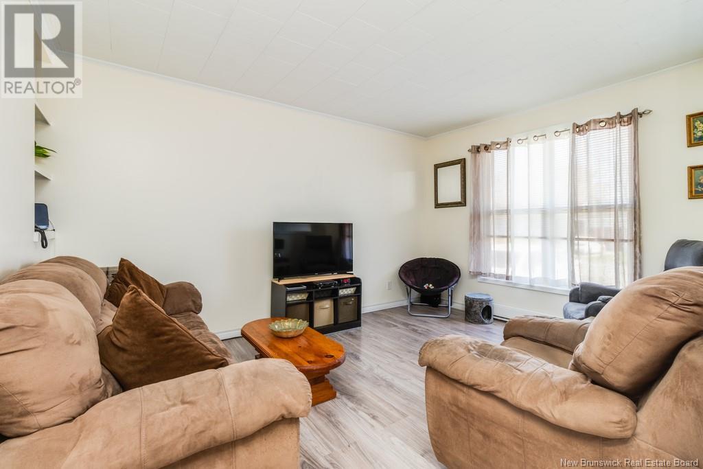 147 Elizabeth Street, Woodstock, New Brunswick  E7M 1P9 - Photo 9 - NB117827