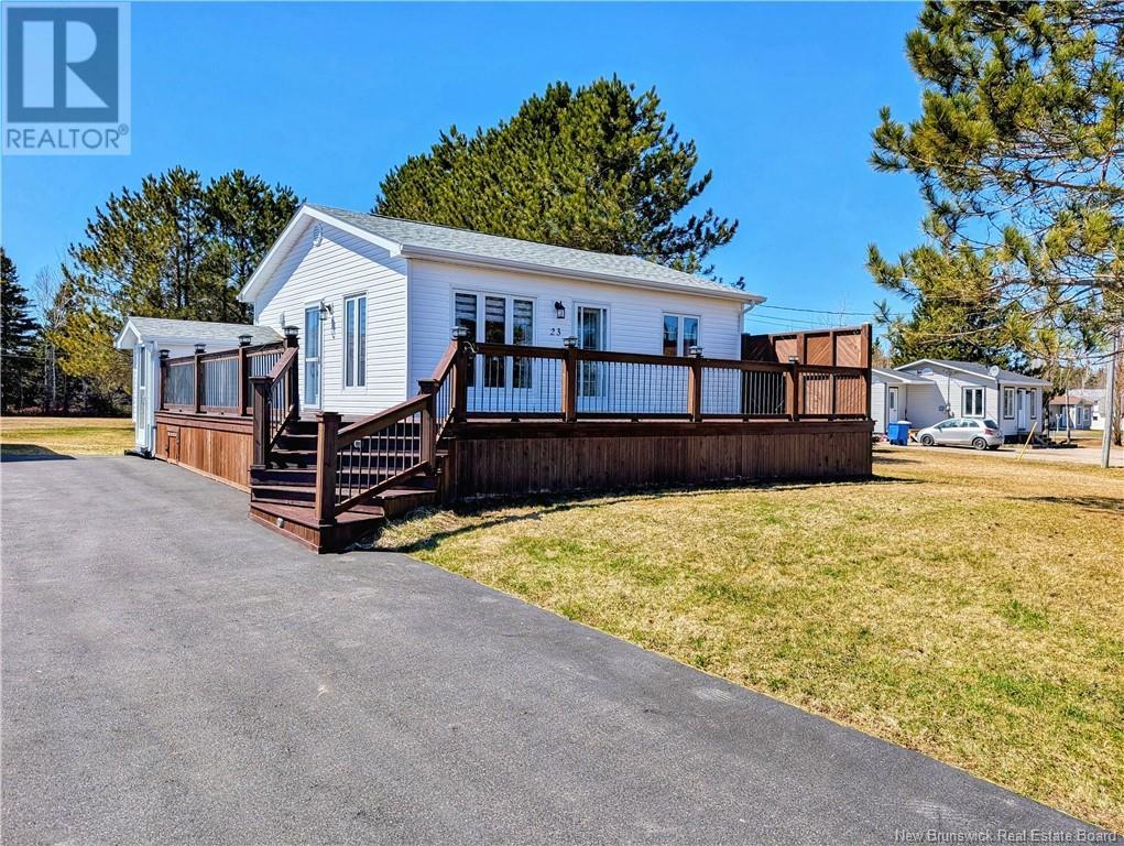 23 Rue Bellefeuille, Sainte Rose, New Brunswick