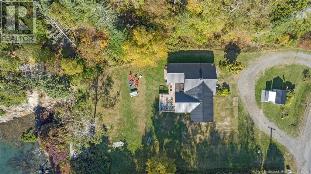 29 Lighthouse Road, Campobello, New Brunswick  E5E 1K6 - Photo 46 - NB117422