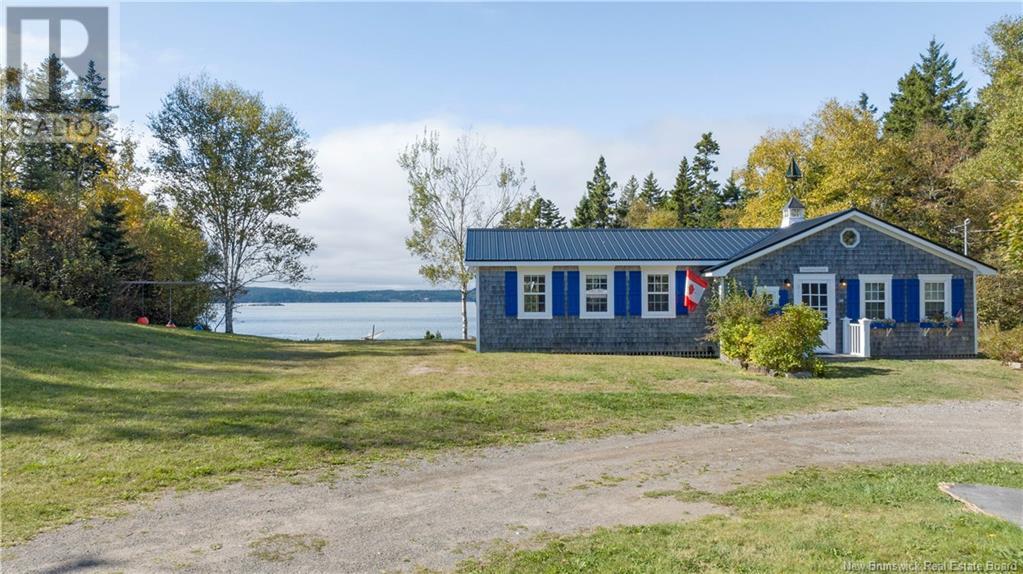 29 Lighthouse Road, Campobello, New Brunswick  E5E 1K6 - Photo 7 - NB117422