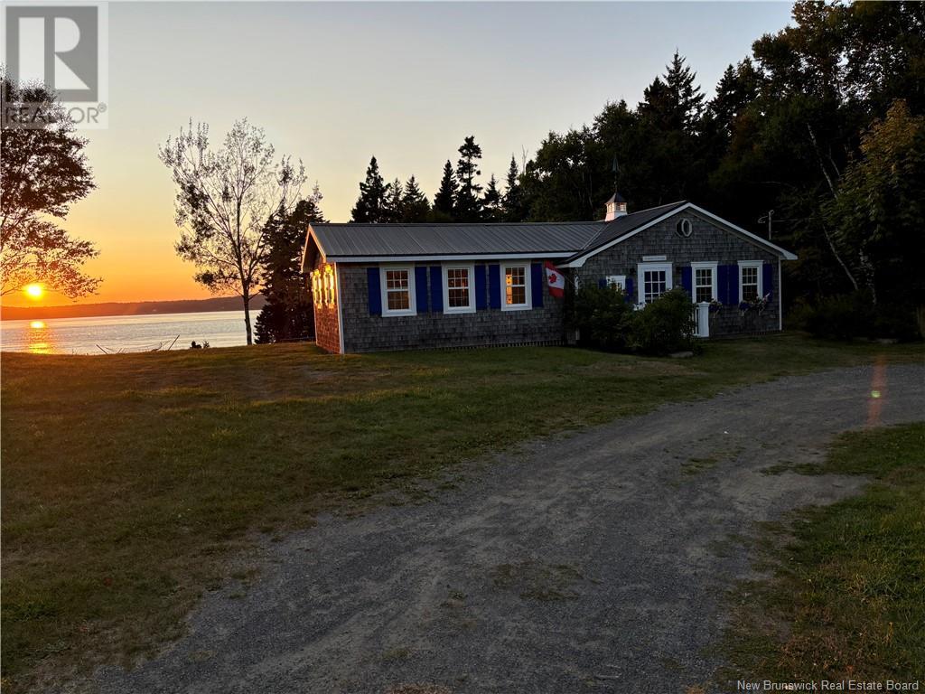 29 Lighthouse Road, Campobello, New Brunswick  E5E 1K6 - Photo 8 - NB117422