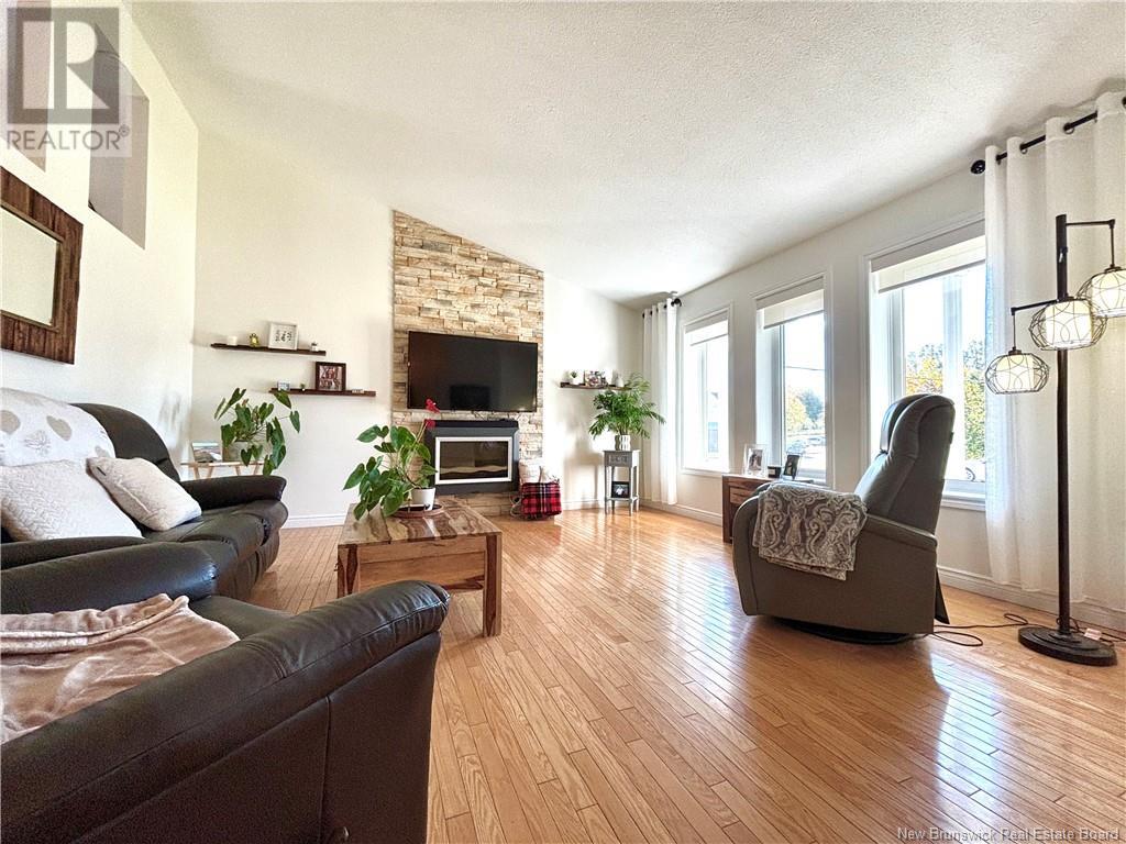 1304 St Joseph, Bathurst, New Brunswick  E2A 3R5 - Photo 4 - NB117802