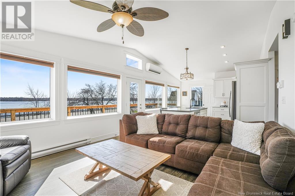 733 Route 105, Maugerville, New Brunswick  E3A 8L1 - Photo 14 - NB117837