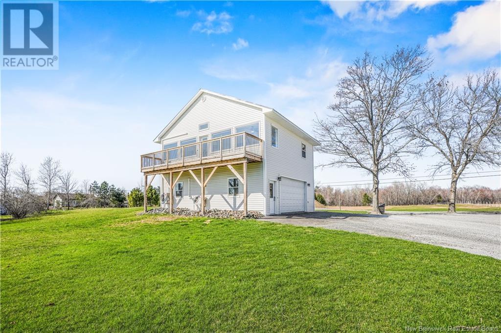 733 Route 105, Maugerville, New Brunswick  E3A 8L1 - Photo 2 - NB117837