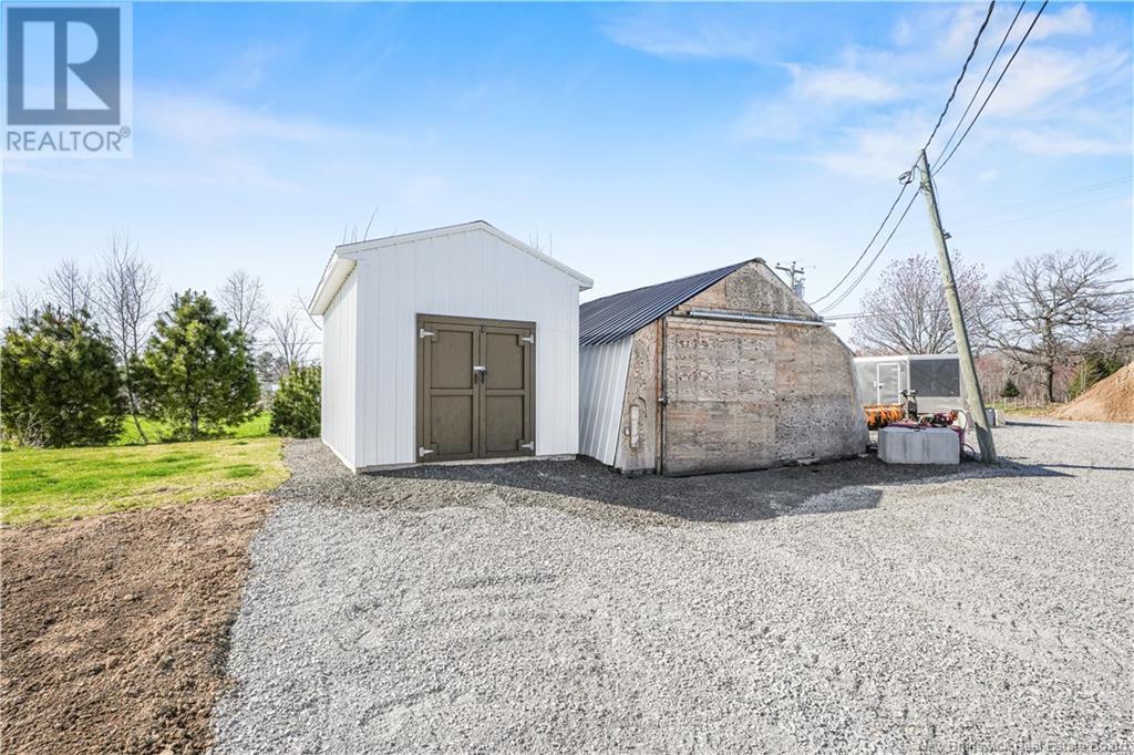733 Route 105, Maugerville, New Brunswick  E3A 8L1 - Photo 36 - NB117837