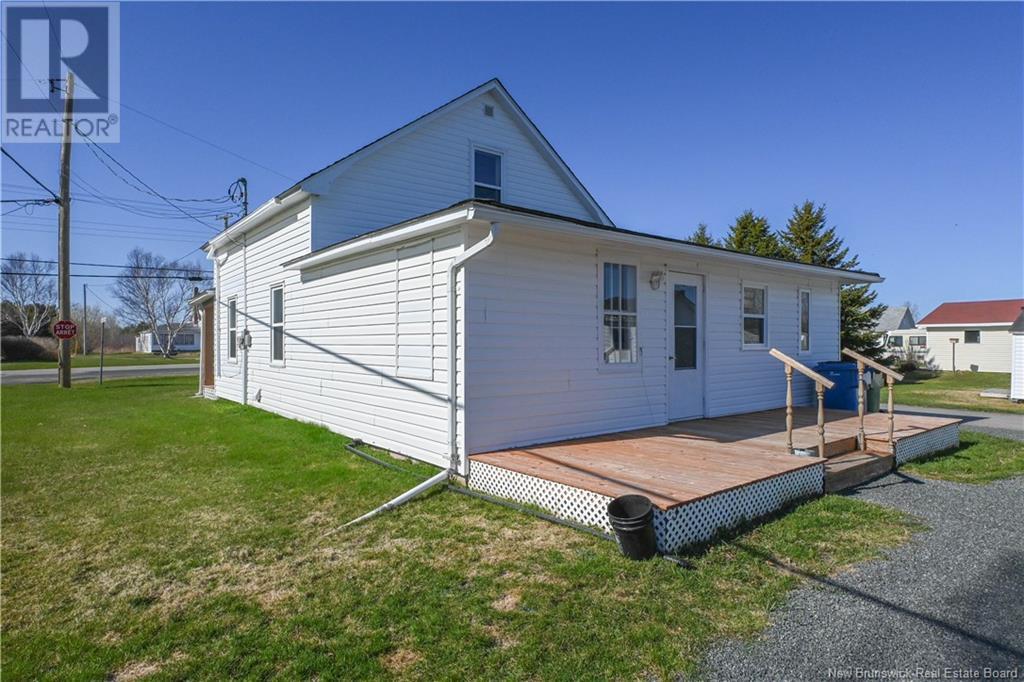 1712 Rue Chatillon Street, Maisonnette, New Brunswick  E8N 1W8 - Photo 2 - NB117871