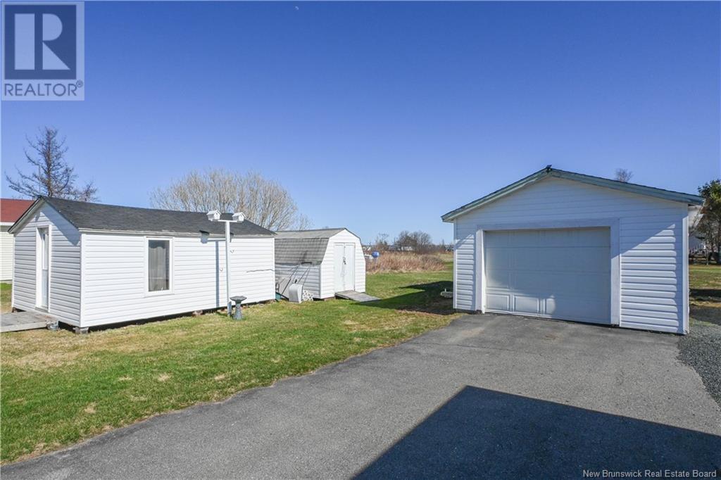 1712 Rue Chatillon Street, Maisonnette, New Brunswick  E8N 1W8 - Photo 8 - NB117871