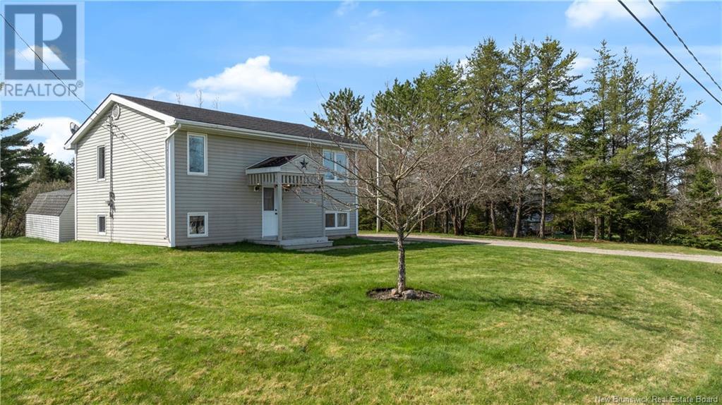 2 Robert Street, Sussex Corner, New Brunswick  E4E 2T2 - Photo 3 - NB117898