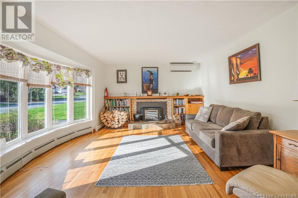 107 Beechwood Crescent, Fredericton, New Brunswick  E3B 2S9 - Photo 4 - NB117896