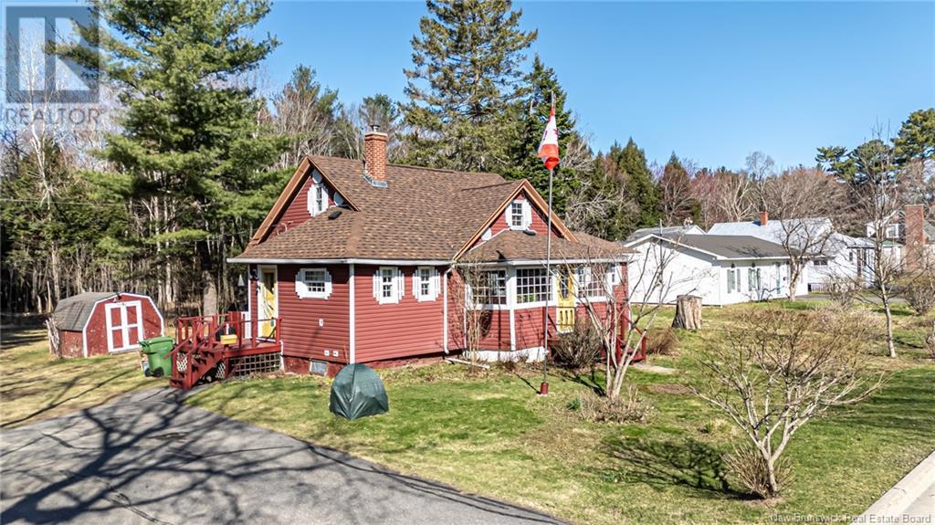 31 Veterans Court, Fredericton, New Brunswick  E3A 1E5 - Photo 1 - NB117892
