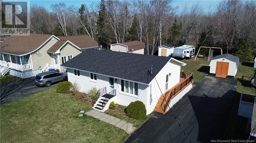 234 Landry Street, Beresford, New Brunswick  E8K 1H1 - Photo 2 - NB117926