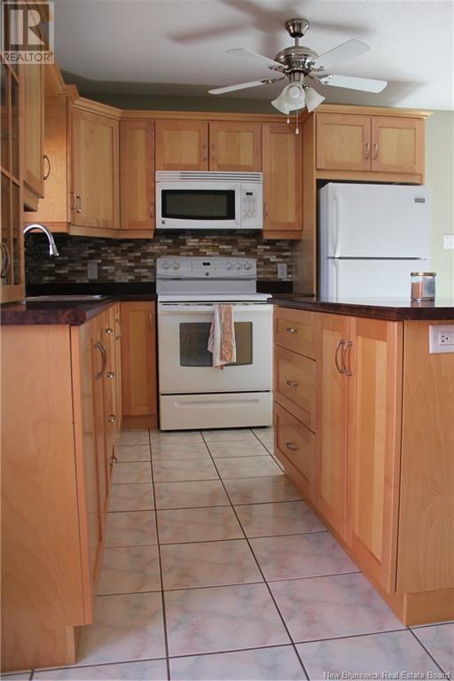 234 Landry Street, Beresford, New Brunswick  E8K 1H1 - Photo 7 - NB117926