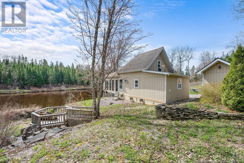 8220 Route 112, Coles Island, New Brunswick  E4C 4K7 - Photo 37 - NB117773