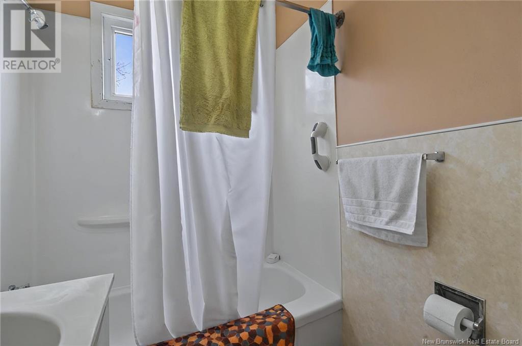 19 A) B) Notre-Dame, Saint-Louis-De-Kent, New Brunswick  E4X 1E3 - Photo 30 - NB117134