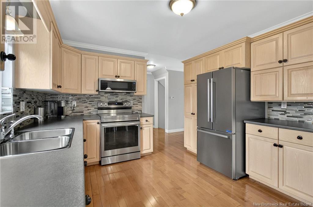 289 Evergreen Drive, Moncton, New Brunswick  E1G 2E4 - Photo 14 - NB117933