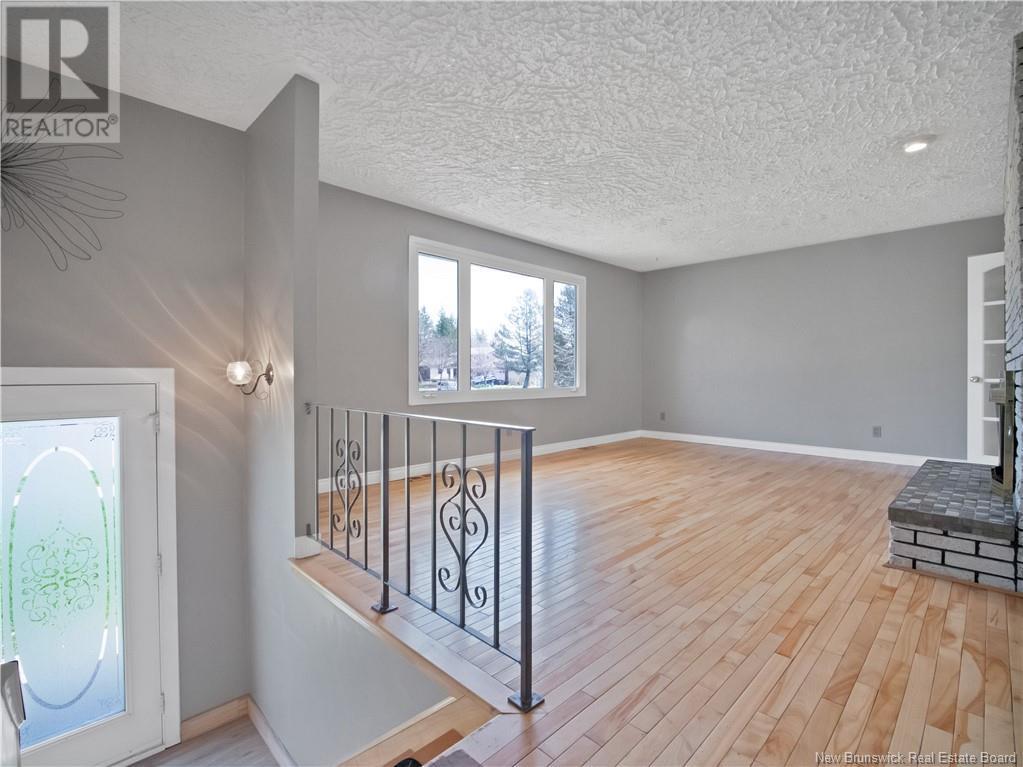 234 Columbus Avenue, Moncton, New Brunswick  E1A 5L3 - Photo 3 - NB117919
