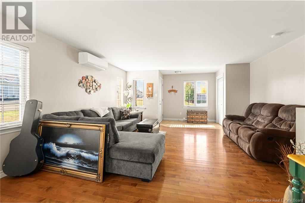 836 Bernard Street, Dieppe, New Brunswick  E1A 5A4 - Photo 4 - NB117689