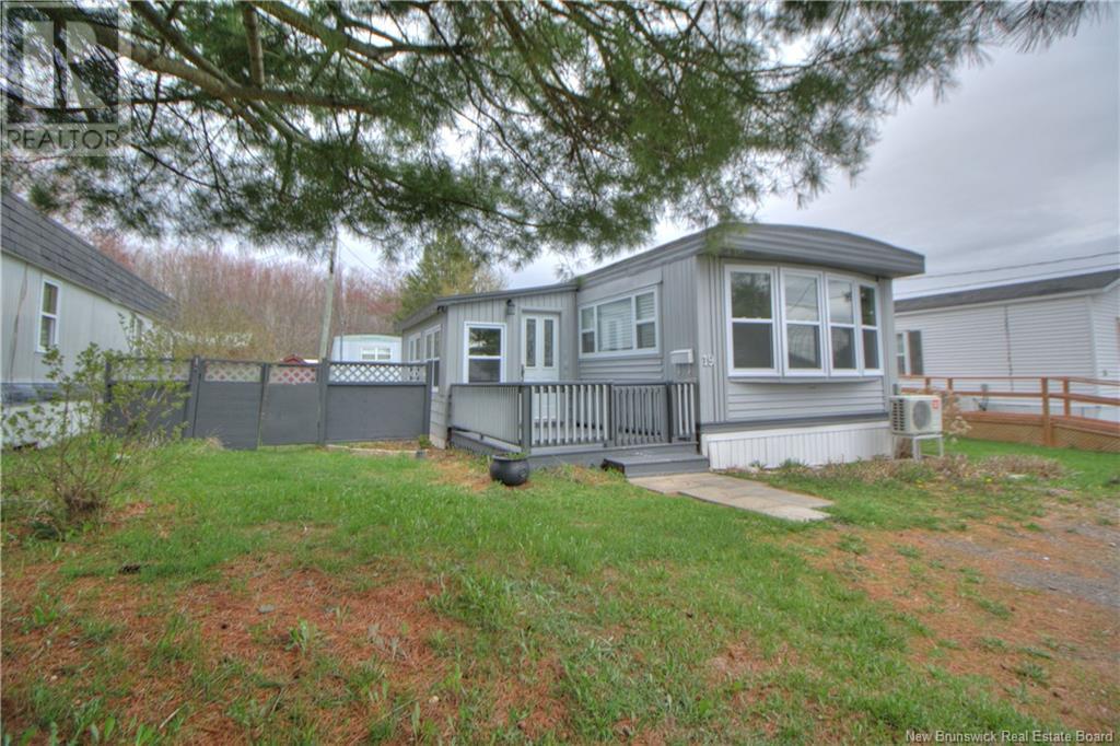 19 Laura Lane, Moncton, New Brunswick  E1E 3S9 - Photo 18 - NB117786