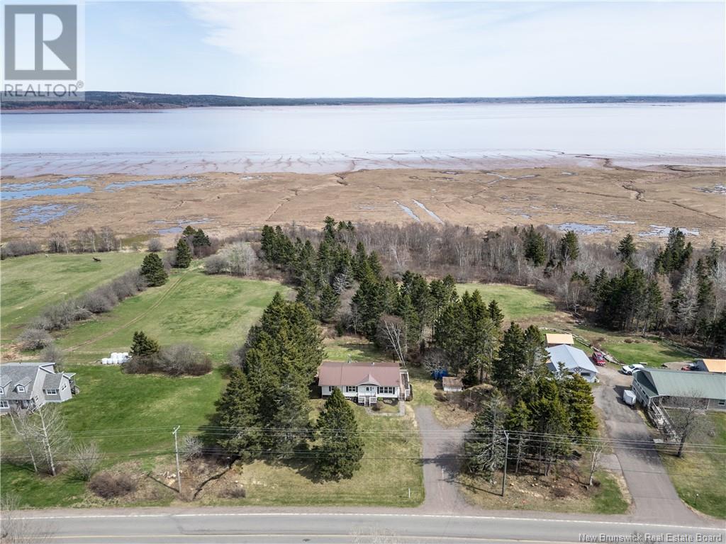 4071 Route 114, Hopewell Cape, New Brunswick  E4H 3J3 - Photo 2 - NB117606