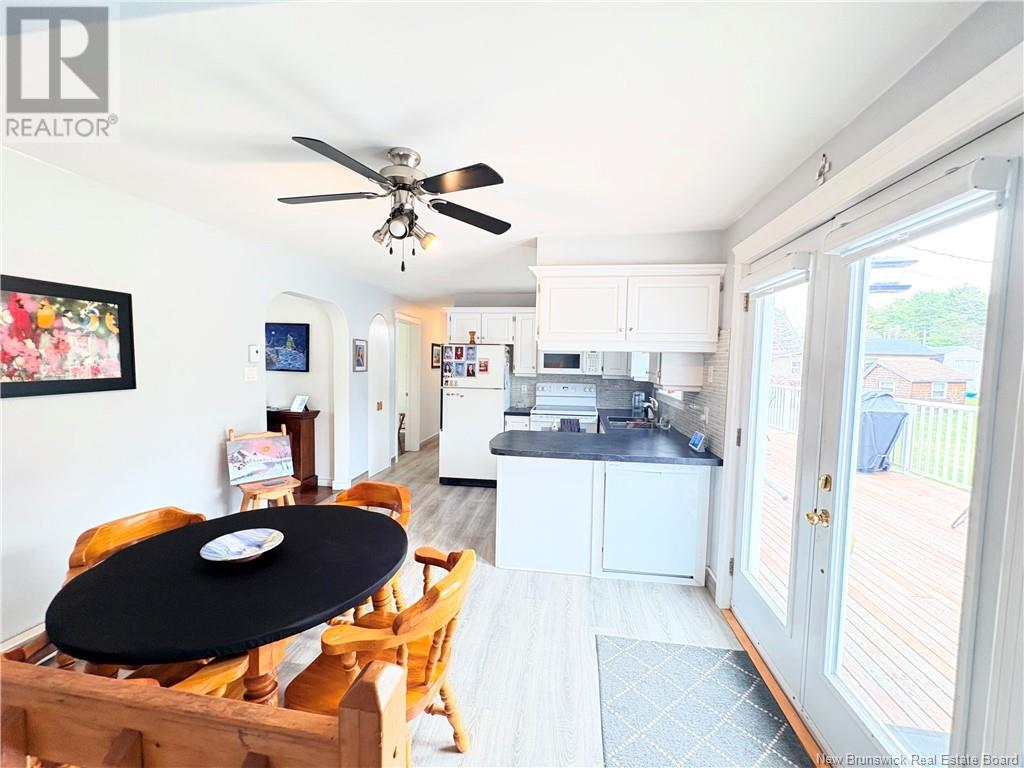 5 Riverview Avenue, Miramichi, New Brunswick  E1N 3K1 - Photo 11 - NB117924