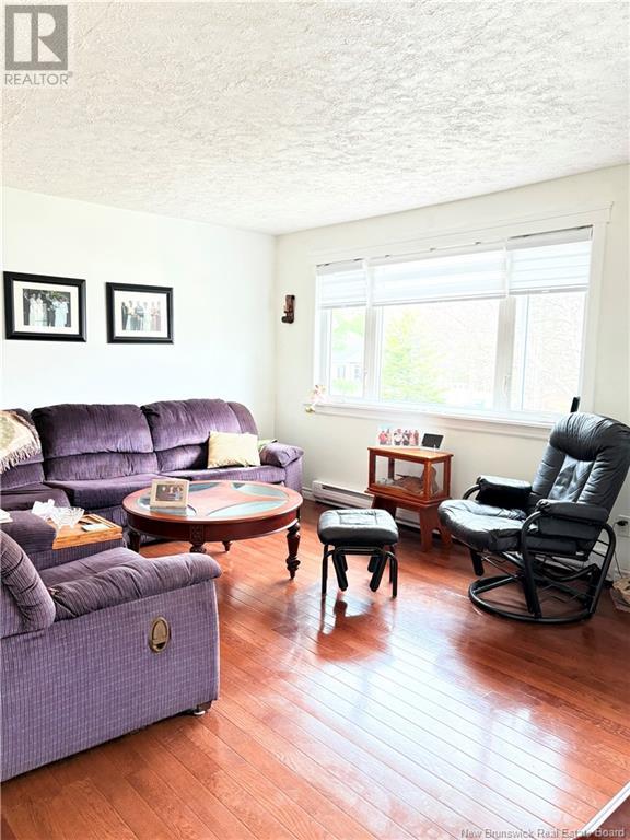 5 Riverview Avenue, Miramichi, New Brunswick  E1N 3K1 - Photo 12 - NB117924