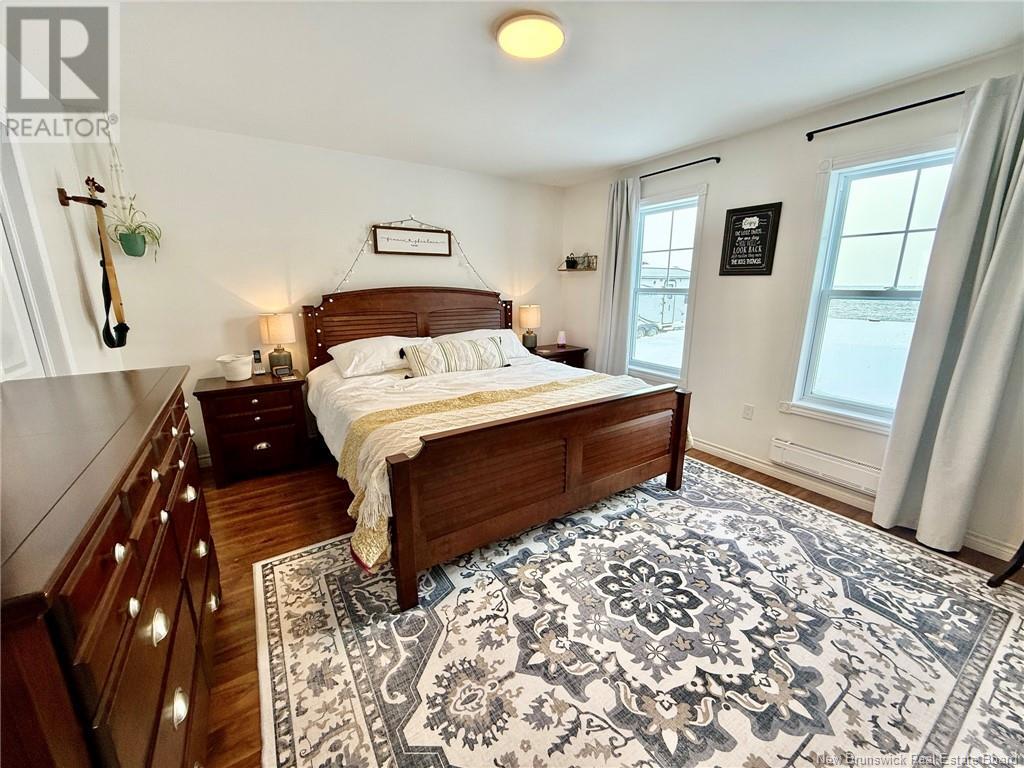 597 Principal, Pointe-Verte, New Brunswick  E8J 2P8 - Photo 17 - NB117941