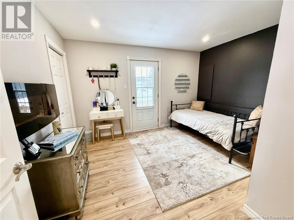 597 Principal, Pointe-Verte, New Brunswick  E8J 2P8 - Photo 21 - NB117941