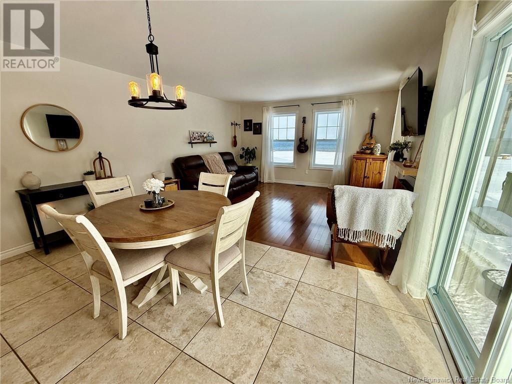 597 Principal, Pointe-Verte, New Brunswick  E8J 2P8 - Photo 8 - NB117941